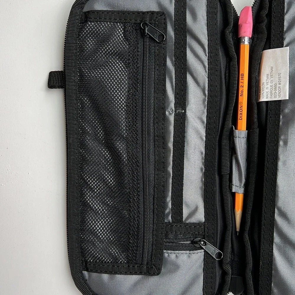 EB Guide Travel Case Tech Organizer Durable Zippered Pouch Modern Minimalist